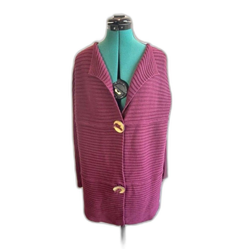 Modern Soul maroon cardigan with wooden buttons. Size medium